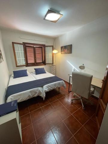 Lourdes 1 Casa Compartida Solo Con La Anfitriona Apartment Brena Baja Exterior photo